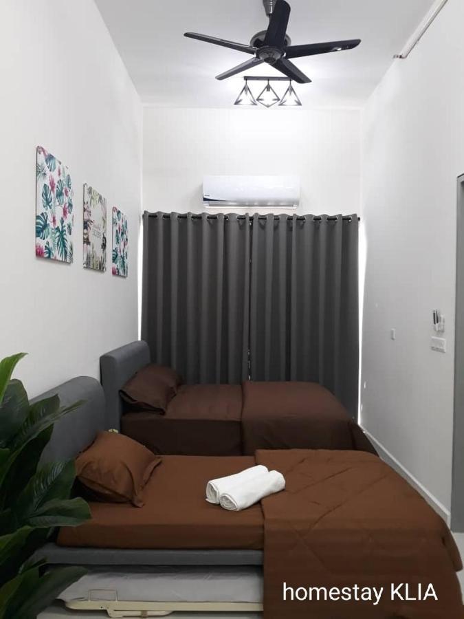 Homestay Klia Core Soho Suites Сепанг Екстериор снимка